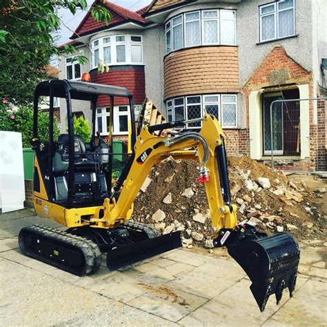 gumtree mini digger hire|digger hire cost per week.